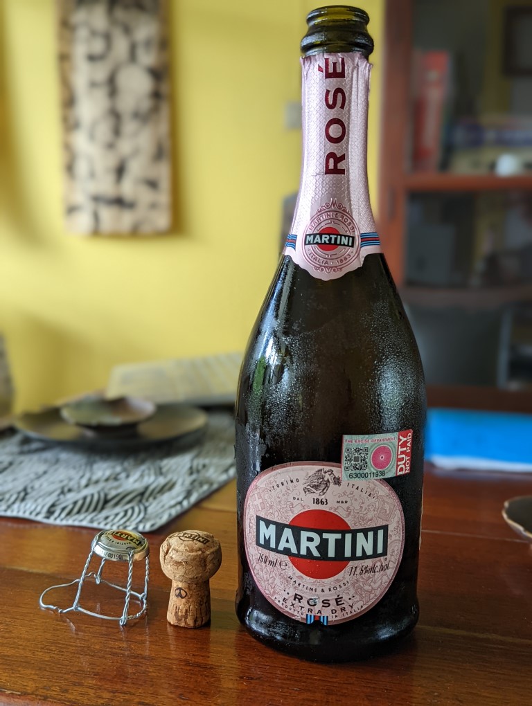 Tot ziens zakdoek Omkleden Martini Rosé Extra Dry – SachiDan